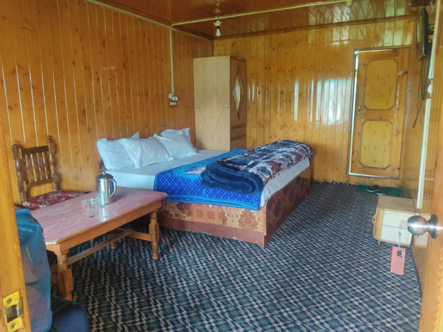 Roseland Cottage , Gulmarg Exterior photo